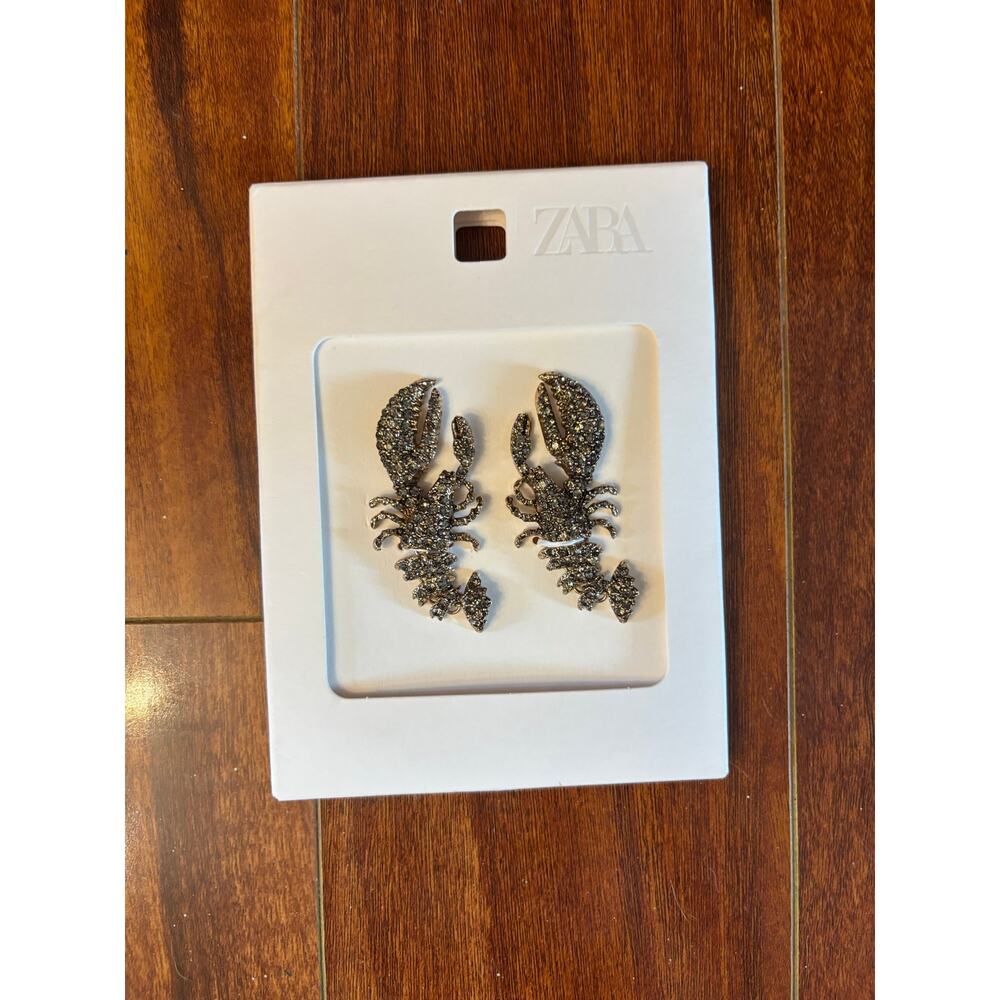 Zara Rhinestone Lobster Earrings Statement Jewelry Anthracite Gray NWT